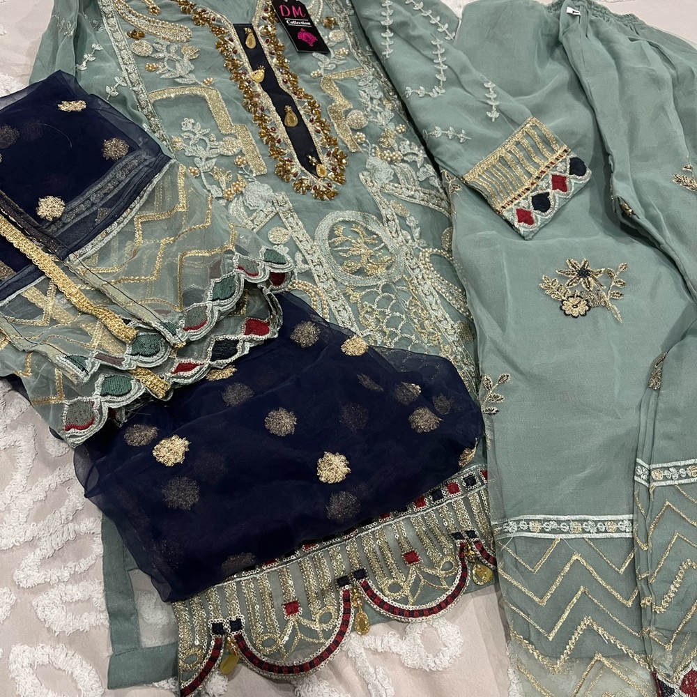 Brand new set never worn before.